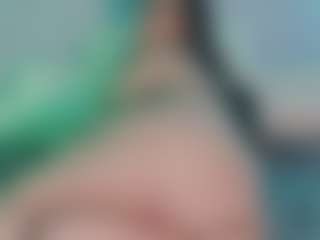 Live cam show with Emma - Hairy Pussy BBW on CamClone