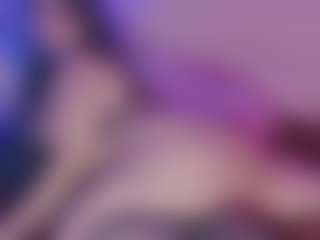 Live cam show with Emma - Gamer MILF on alttransgirls