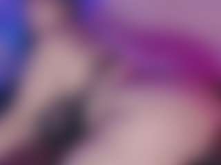 Live cam show with Emma - Amateur on Milf Play