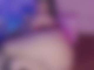 Live cam show with Emma - Nipple Piercings on Stripli.com