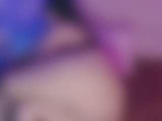 Live cam show with Emma - Nipple Piercings on SxyPornLive