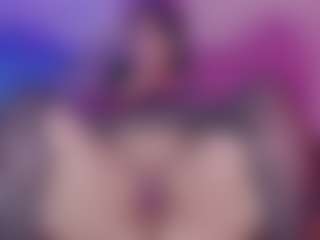 Live cam show with Emma - Amateur MILF on anonymated.com