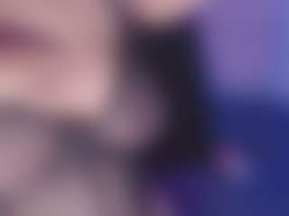 Live cam show with Emma - Smoking on live18s.com