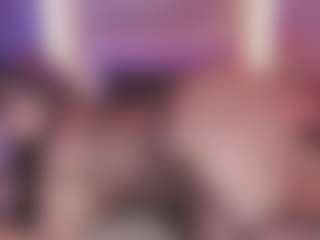 Live cam show with Emma - Big Clit on Milfs Live