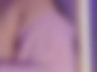 Live cam show with Emma - Ass Bouncing on dropp.cam