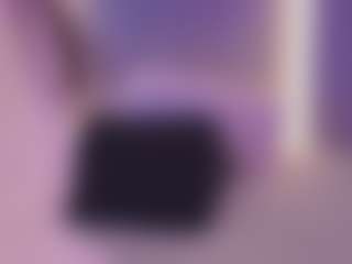 Live cam show with Emma - Big Clit on dropp.cam