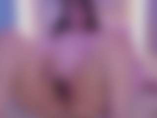Live cam show with Emma - Hairy Pussy Latina on dropp.cam | colombia