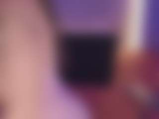 Live cam show with Emma - Geek on camwithhim.com