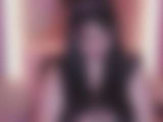 Live cam show with Emma - Hairy Pussy BBW on Gym Cam Girls