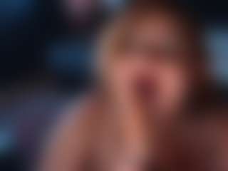JuicyFruittt's Live Sex Cam Show
