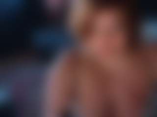 JuicyFruittt's Live Sex Cam Show