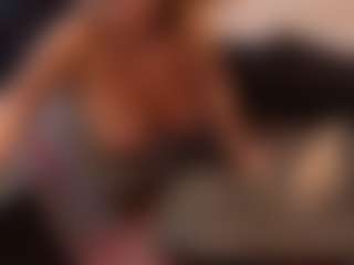 JuicyFruittt's Live Sex Cam Show