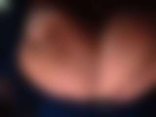 JuicyFruittt's Live Sex Cam Show