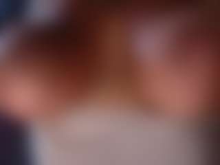 JuicyFruittt's Live Sex Cam Show