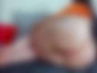 Live cam show with Sophie-Green - Colombia Young Adult on Camsoda