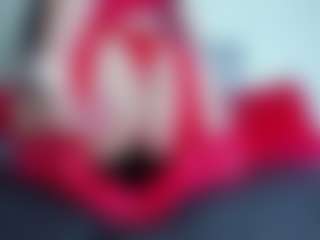 Live cam show with Sophie-Green - Facial Piercings on SpankPalCams