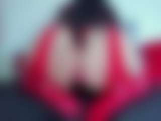 Live cam show with Sophie-Green - Facial Piercings on Fling VIP Chat