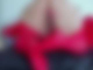 Live cam show with Sophie-Green - Nipple Piercings on Camsoda