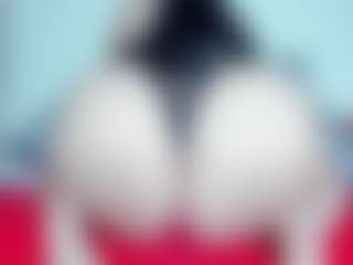 Live cam show with Sophie-Green - Latina MILF on Gym Cam Girls | colombia