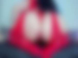 Show en direct avec Sophie-Green - Nipple Piercings sur Camsoda