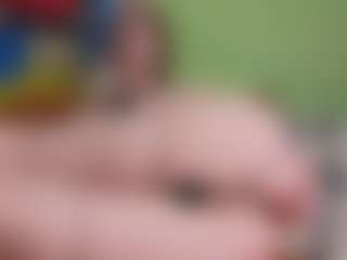 yulia999's Live Sex Cam Show