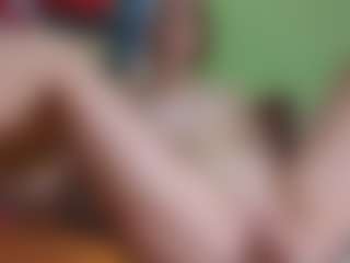 yulia999's Live Sex Cam Show
