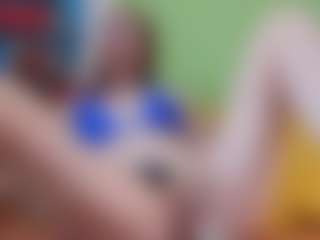 yulia999's Live Sex Cam Show