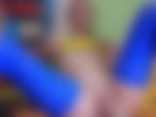 yulia999's Live Sex Cam Show
