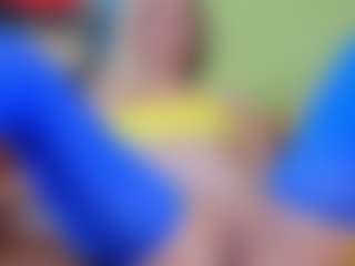 yulia999's Live Sex Cam Show