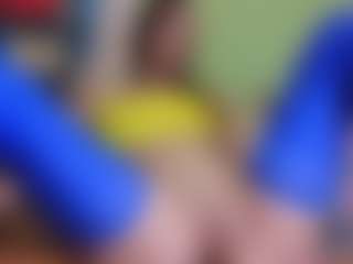 yulia999's Live Sex Cam Show