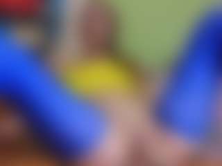 Live cam show with yulia999 - Smoking on madthumbs