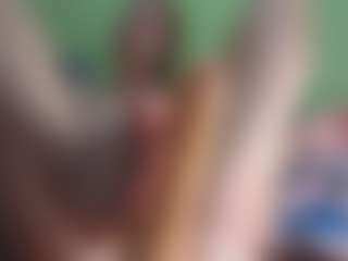yulia999's Live Sex Cam Show