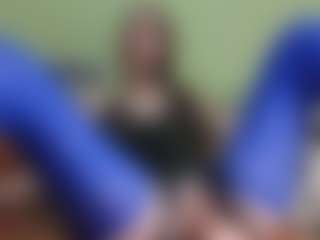 Live cam show with yulia999 - Red Hair Shaved Pussy on Camsoda