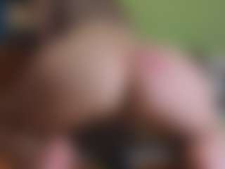 yulia999's Live Sex Cam Show