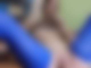 yulia999's Live Sex Cam Show