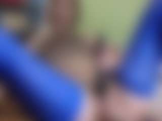 Live cam show with yulia999 - Squirt Toys on CamClone