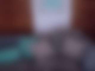Allie Kay MILF webcam performer live streaming