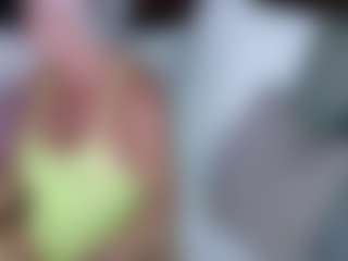 Live cam show with Allie Kay - Mature on Chatstar