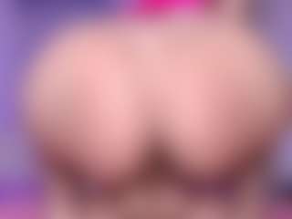 Live cam show with gaby-leonnn - Teen (18+) on CamSodaAdn