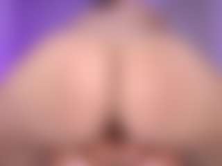 Live cam show with gaby-leonnn - Amateur on TeamSkeetLive