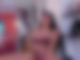 Live cam show with KatadelaFontaine - Average on livesuperchat.net