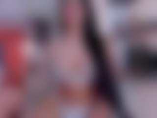 Live cam show with KatadelaFontaine - Black Hair on Camsoda