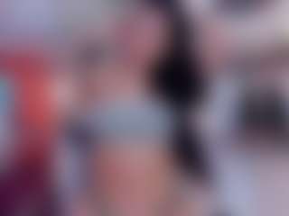 Live cam show with KatadelaFontaine - Brown Eyes on Mixed Magazine Live