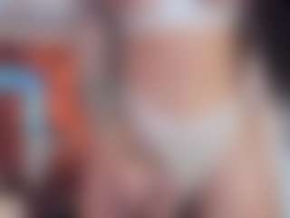Live cam show with KatadelaFontaine - Black Hair on Camsoda
