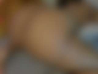 Live cam show with Taylor Sam - Curly on Camiplay Live