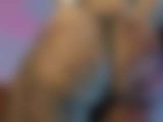 Live cam show with Taylor Sam - Curly on Camsoda