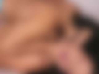 Emperatriz y Linsey's Live Sex Cam Show
