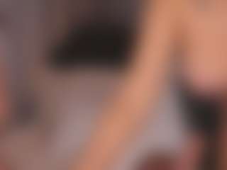 Emperatriz y Linsey's Live Sex Cam Show