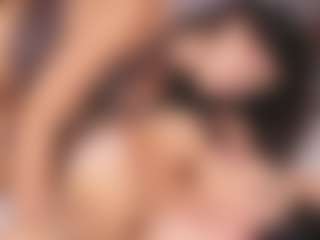 Emperatriz y Linsey's Live Sex Cam Show