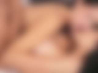Emperatriz y Linsey's Live Sex Cam Show